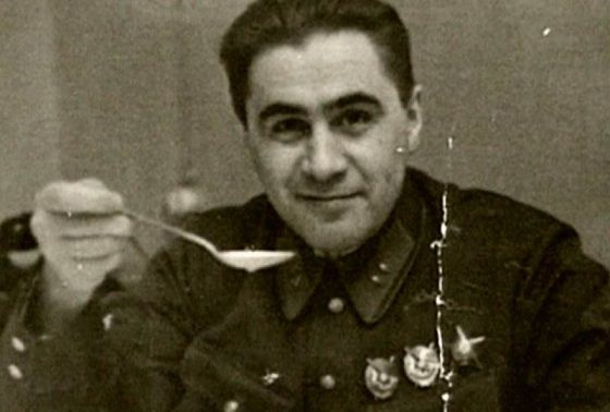 苏联情报头子苏多普拉托夫为什么会在贝利亚被捕后装疯卖傻？第1张